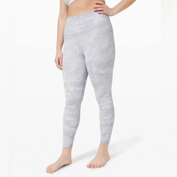 Lululemon Wunder Under High-Rise Tight 25" *Luxtreme
Incognito Camo W5CQUS - Picture 2 of 12